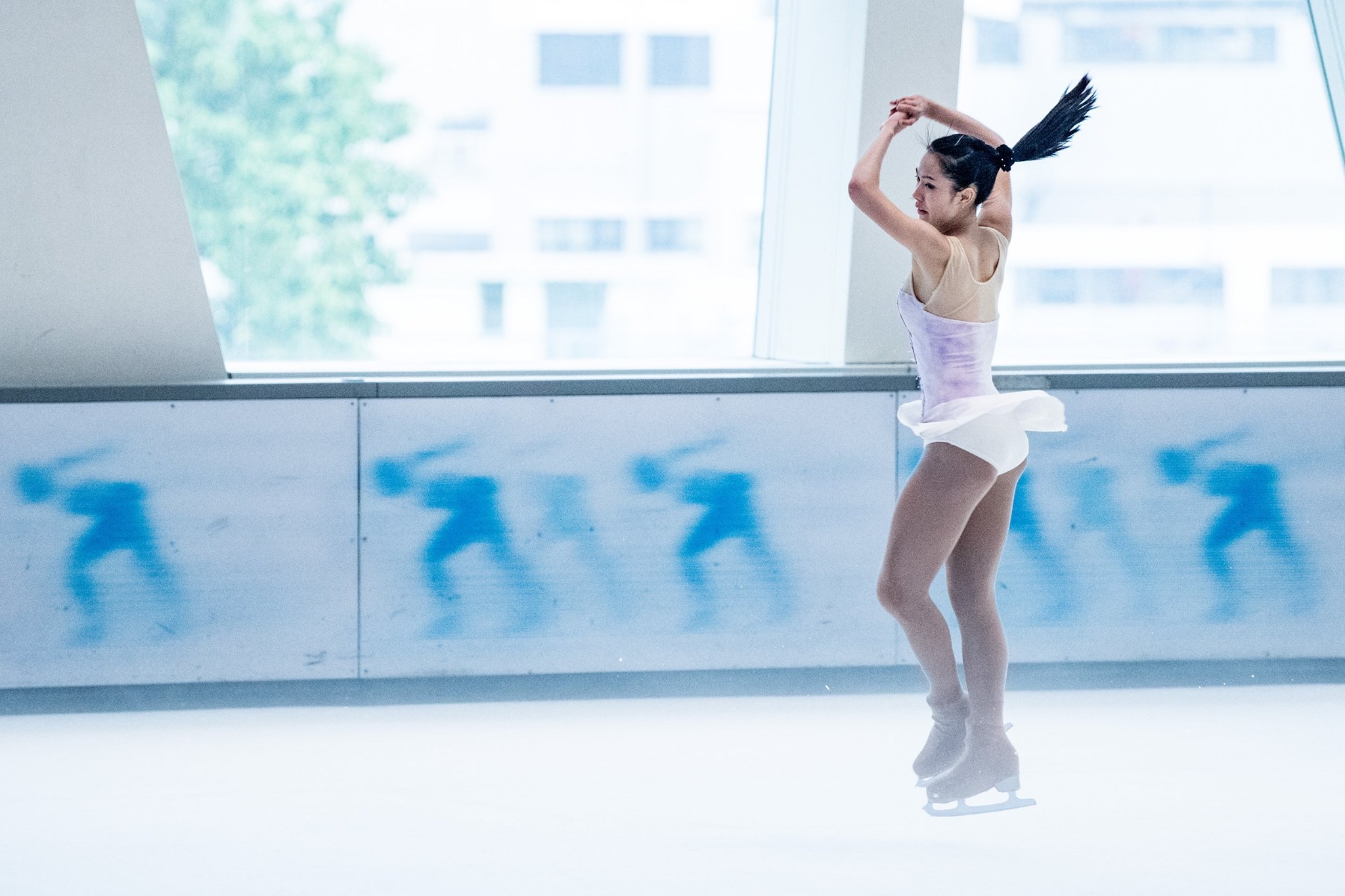 Crystal Chik — figure skater and nursing student —  on how figure skating improved her focus while at school, and how dancing helped her rediscover her love of skating[:zh]戚紫瑩- 花樣滑冰選手及護理系學生- 談談花樣滑冰如何改善學習專注力及跳舞如何令自己從新愛上溜冰